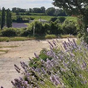 Hébergement de vacances Le Clos Du Grand Chêne, Saint-Marcel-d'Ardeche