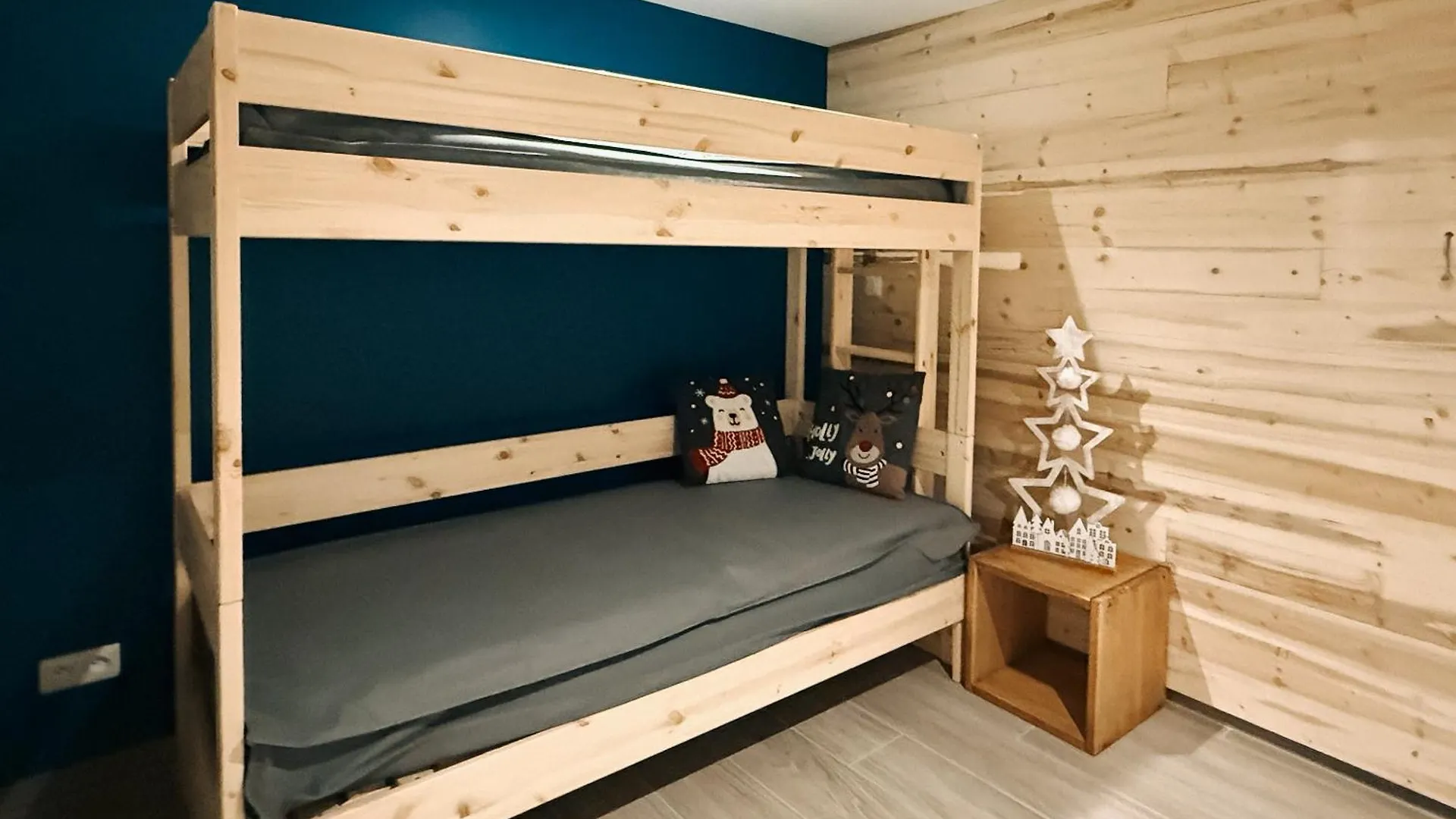 Le Relais Nordique Hotel Giron 3*,  France