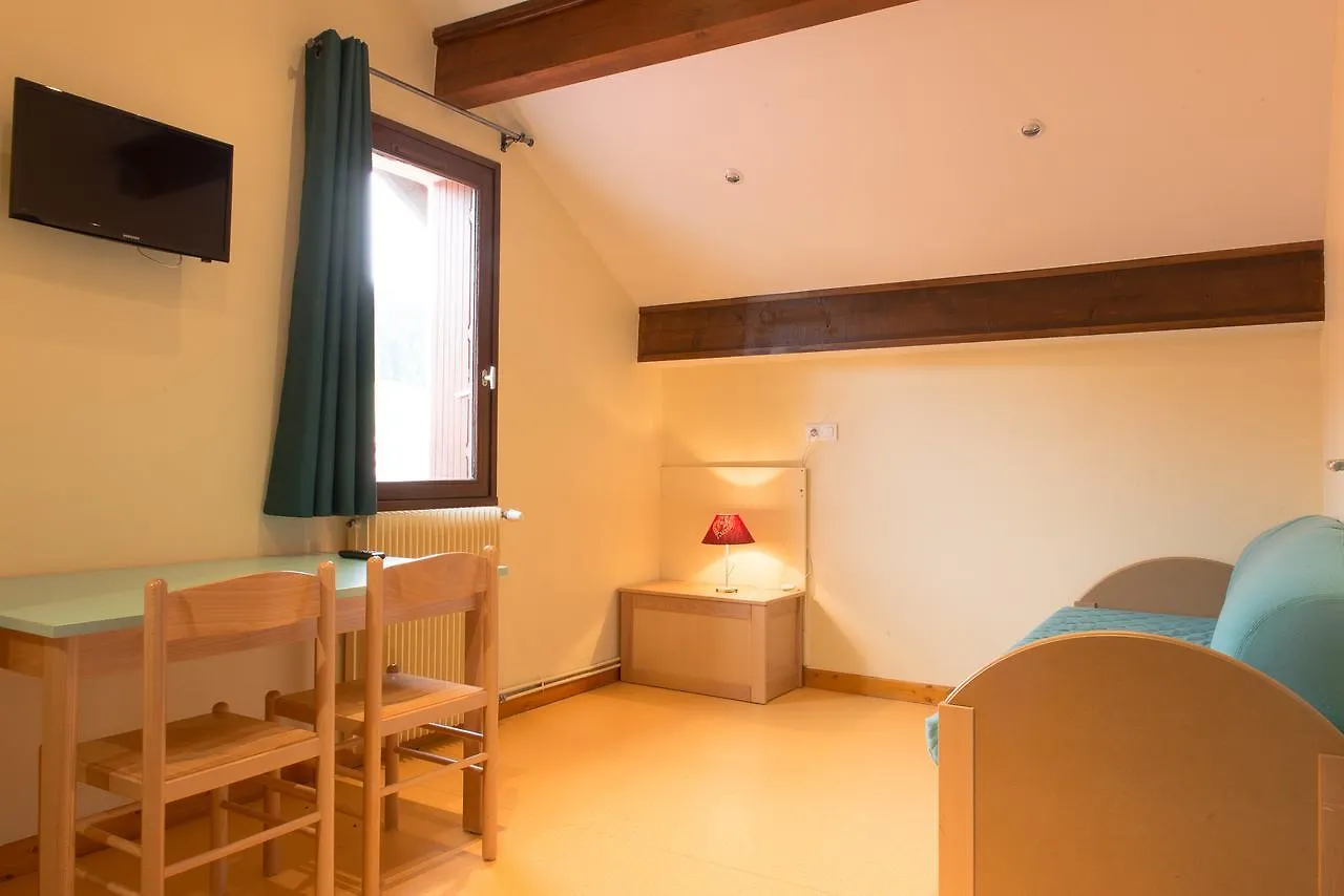 Le Relais Nordique Hotel Giron Inn